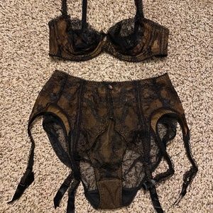 Black Lace Lingerie Garter Set
